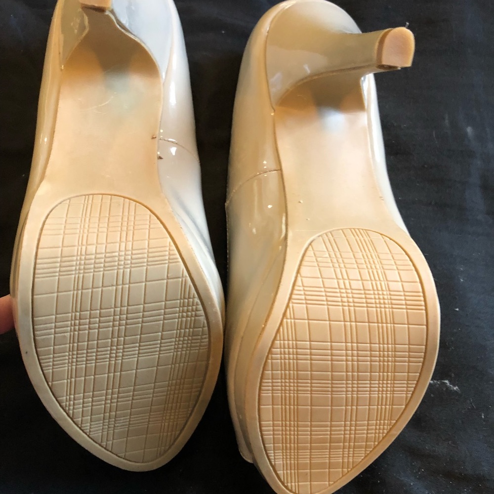 New Rampage Heels - Picture 3 of 4